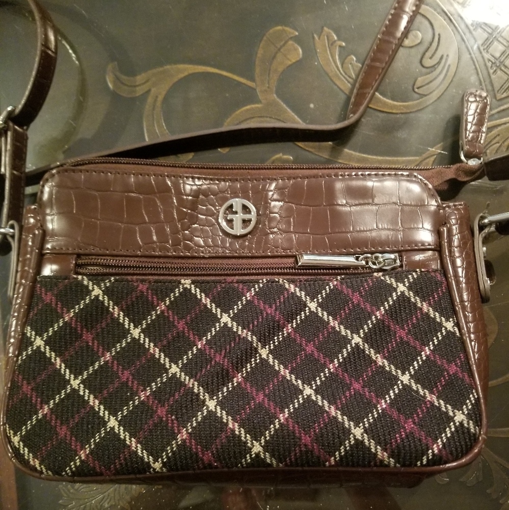 Giani Bernini Crossbody Shoulder Bag Croc Embossed Leather & Black Plaid…